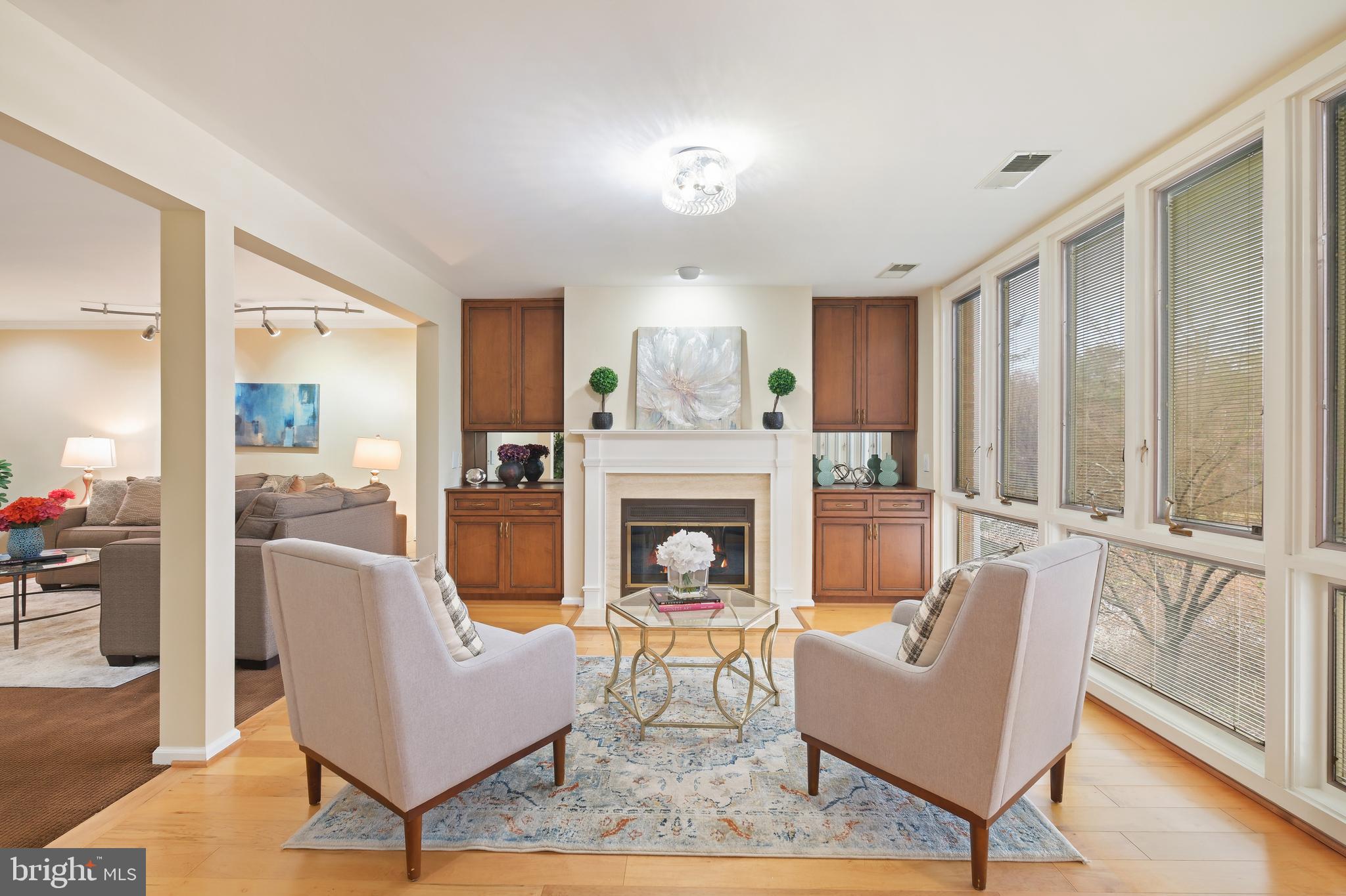 5704 BREWER HOUSE CIRCLE 101