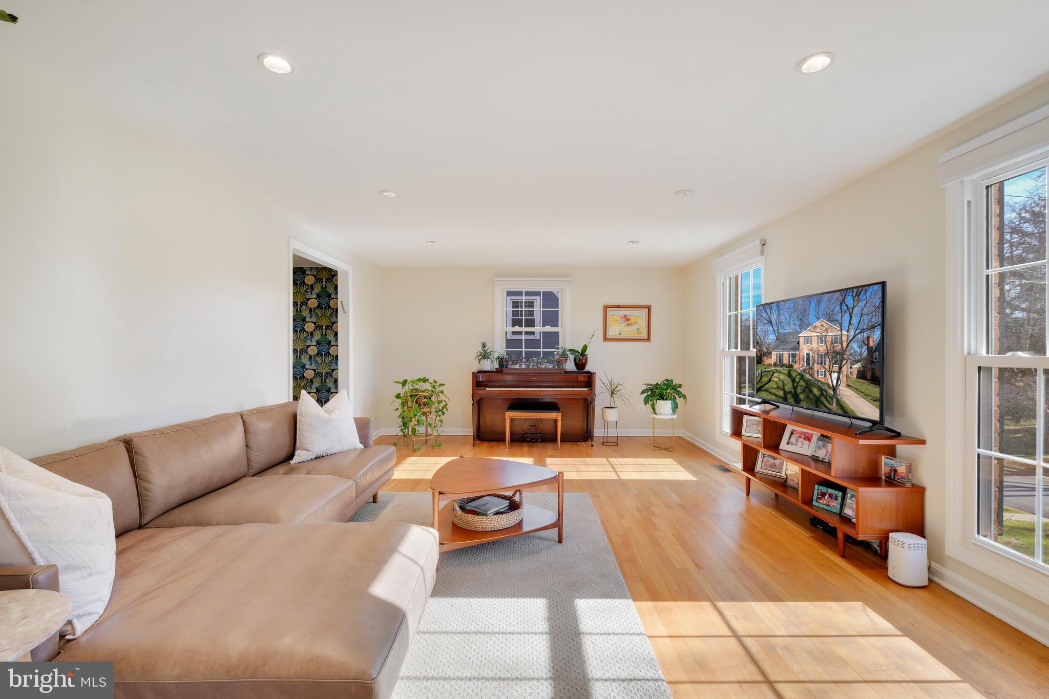 11411 ROLLING HOUSE ROAD