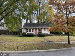 8917 SENECA LANE
