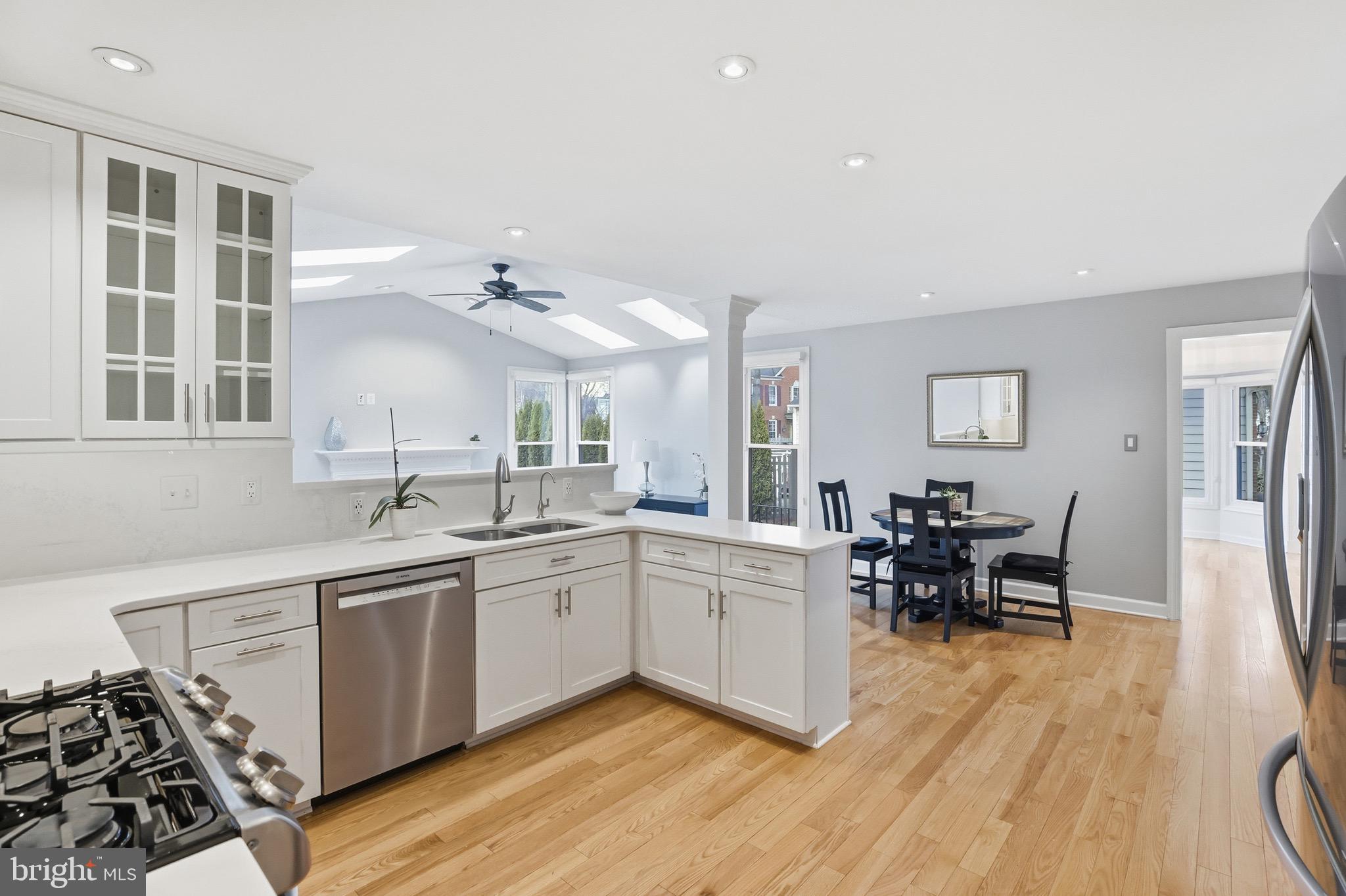 13222 MAPLECREST DRIVE