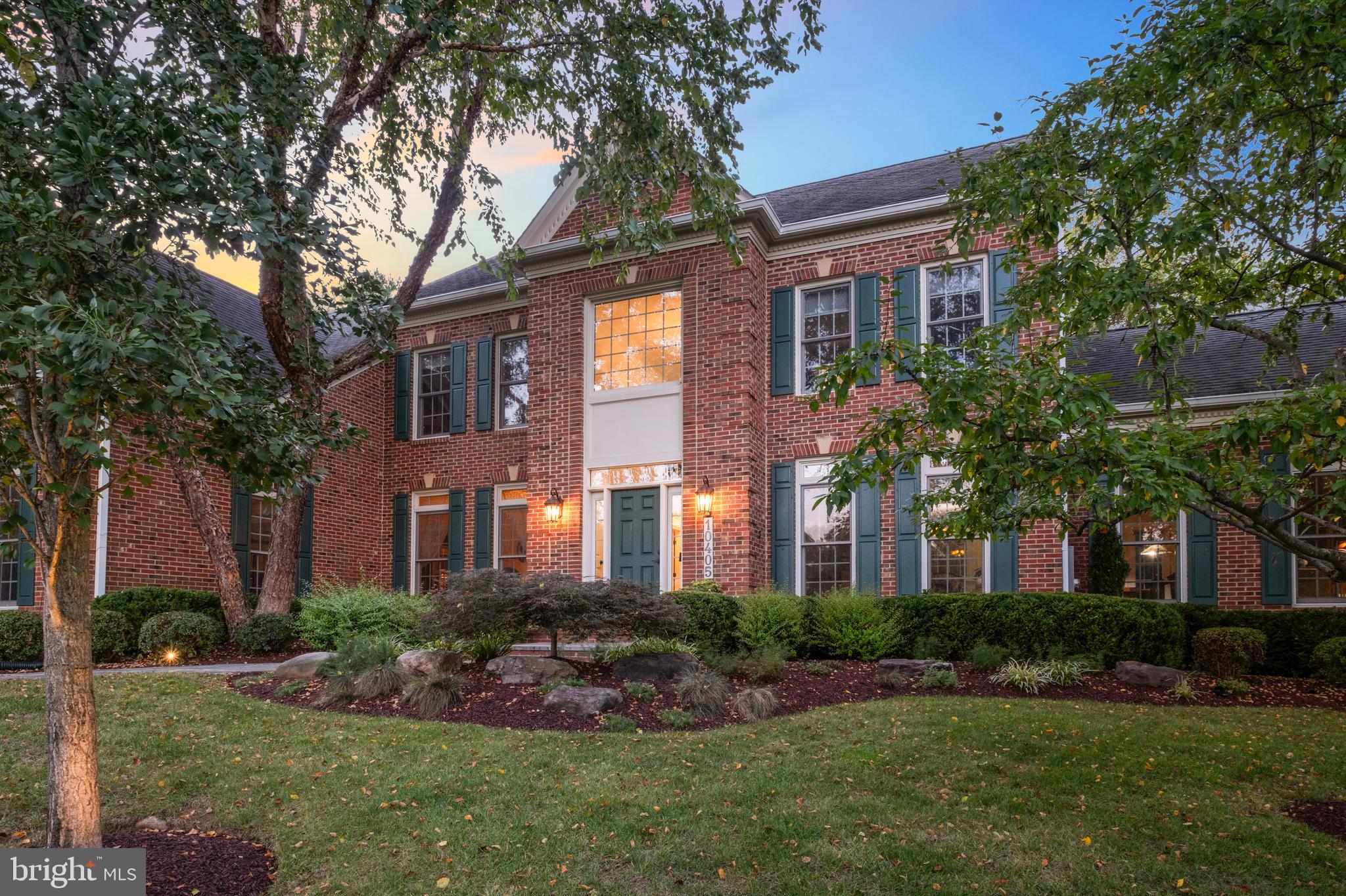 10405 SANDRINGHAM COURT