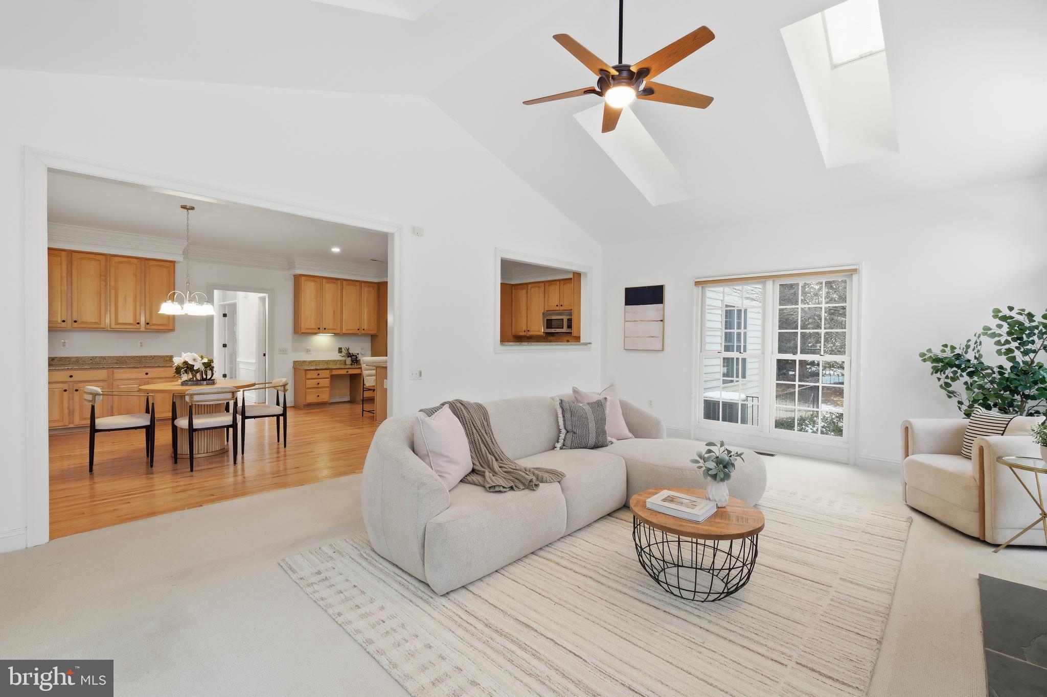 10405 SANDRINGHAM COURT