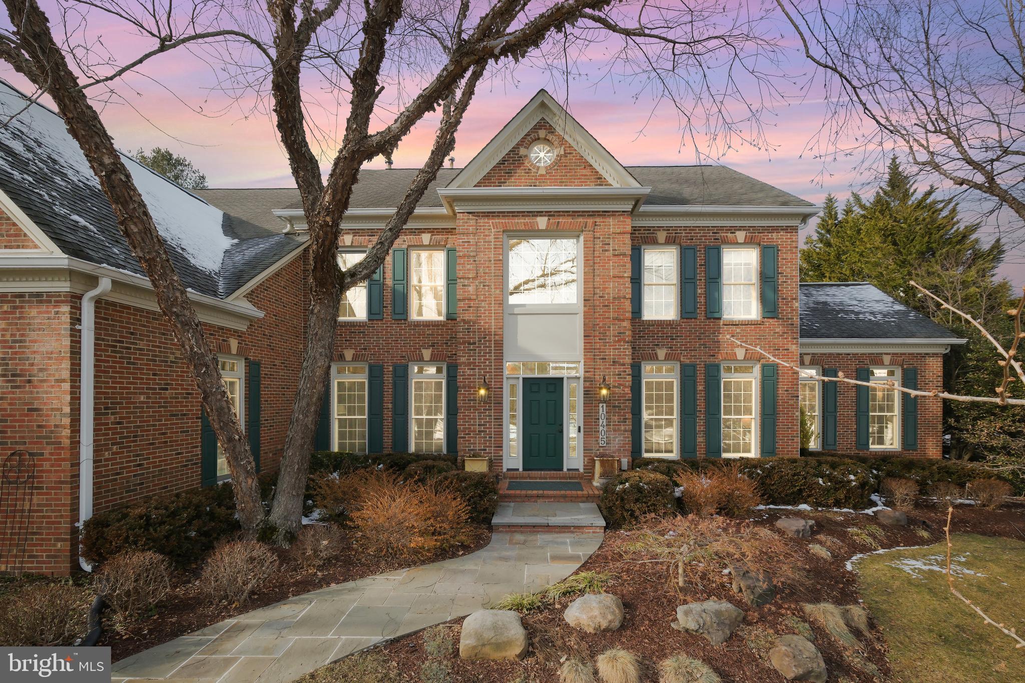 10405 SANDRINGHAM COURT