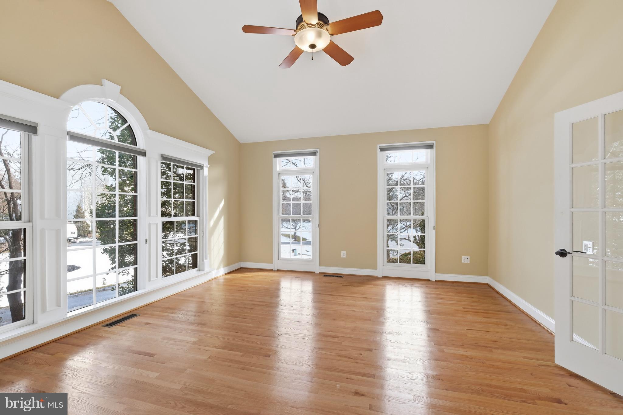 10405 SANDRINGHAM COURT