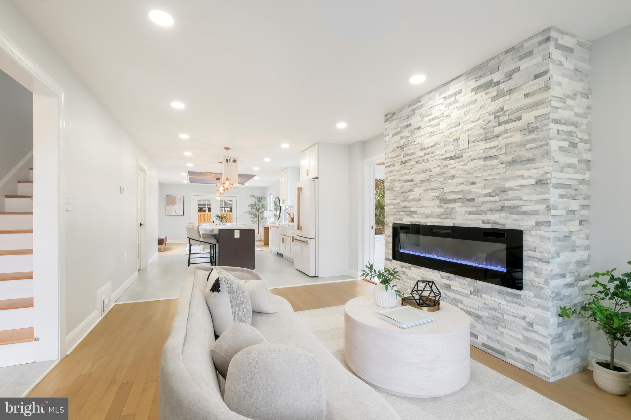 617 GREENBRIER DRIVE