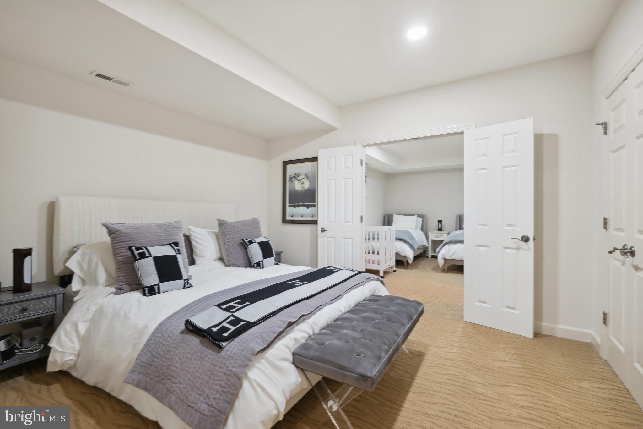 11724 GAINSBOROUGH ROAD