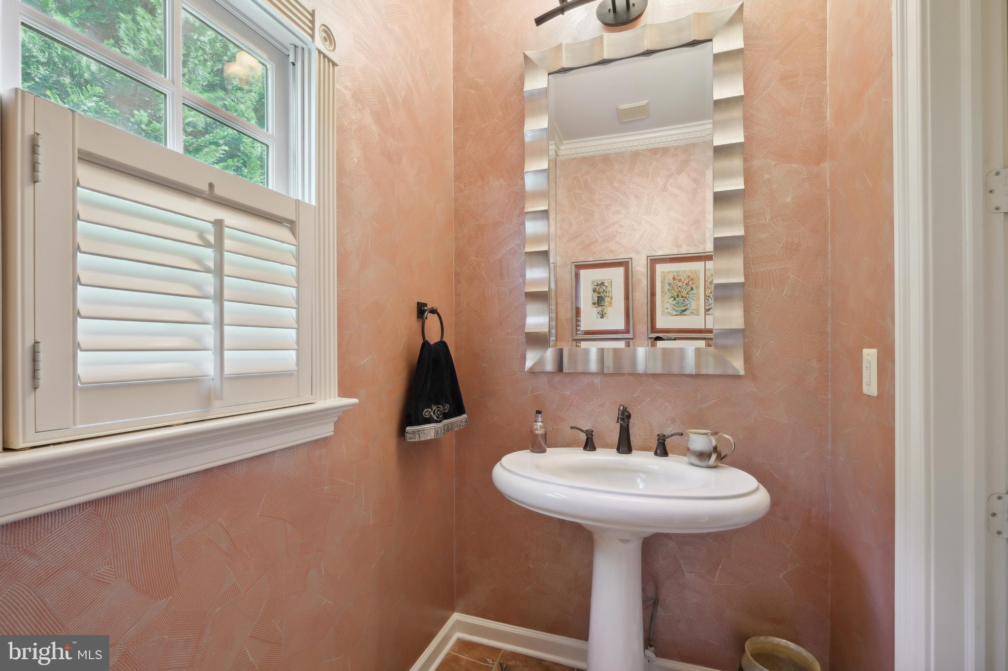 11724 GAINSBOROUGH ROAD