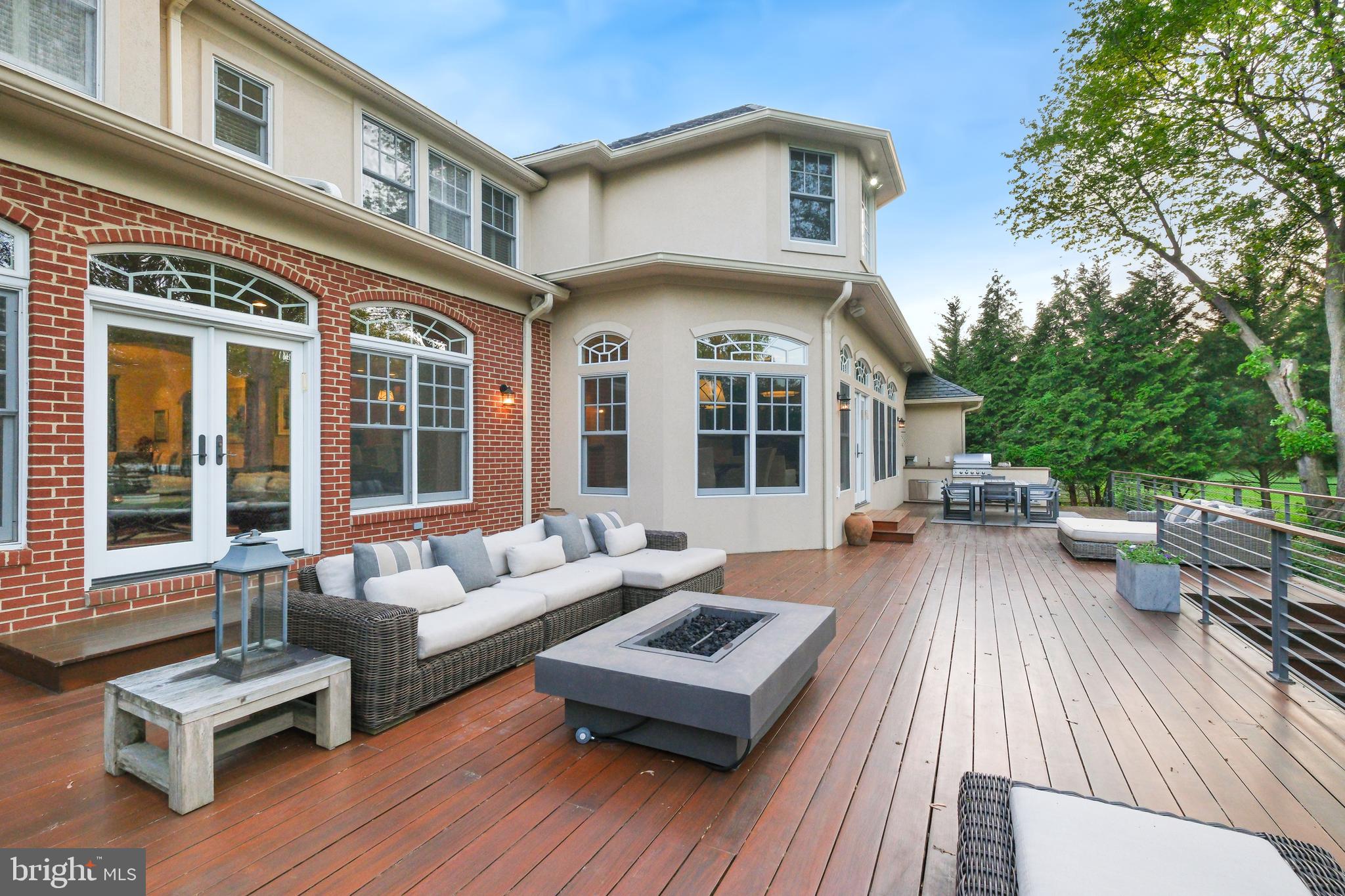 11724 GAINSBOROUGH ROAD