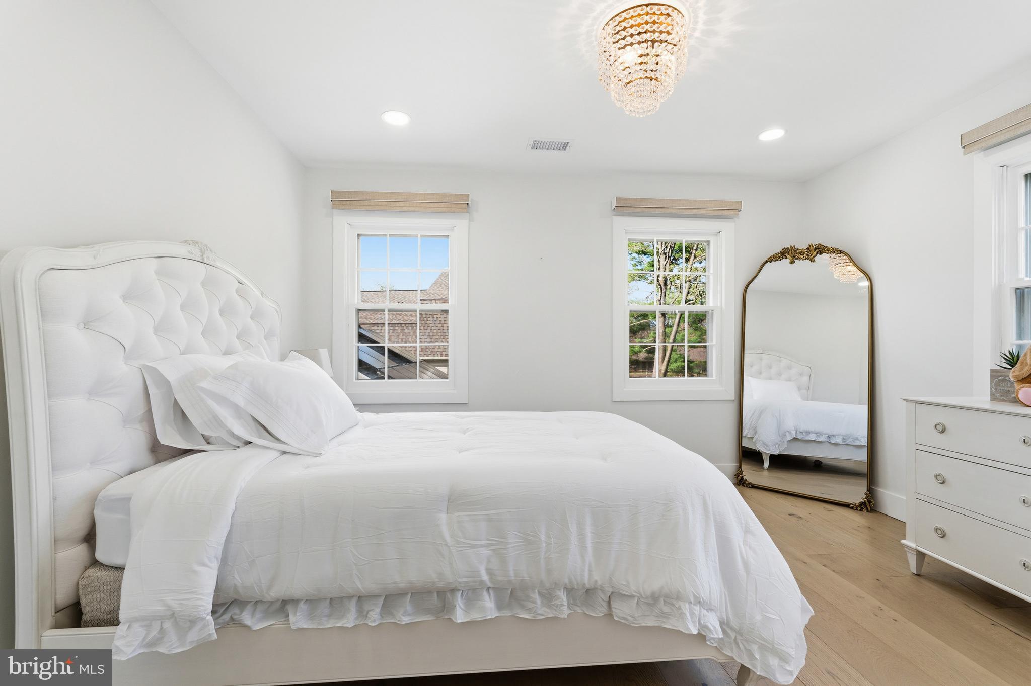 10029 DELLCASTLE ROAD