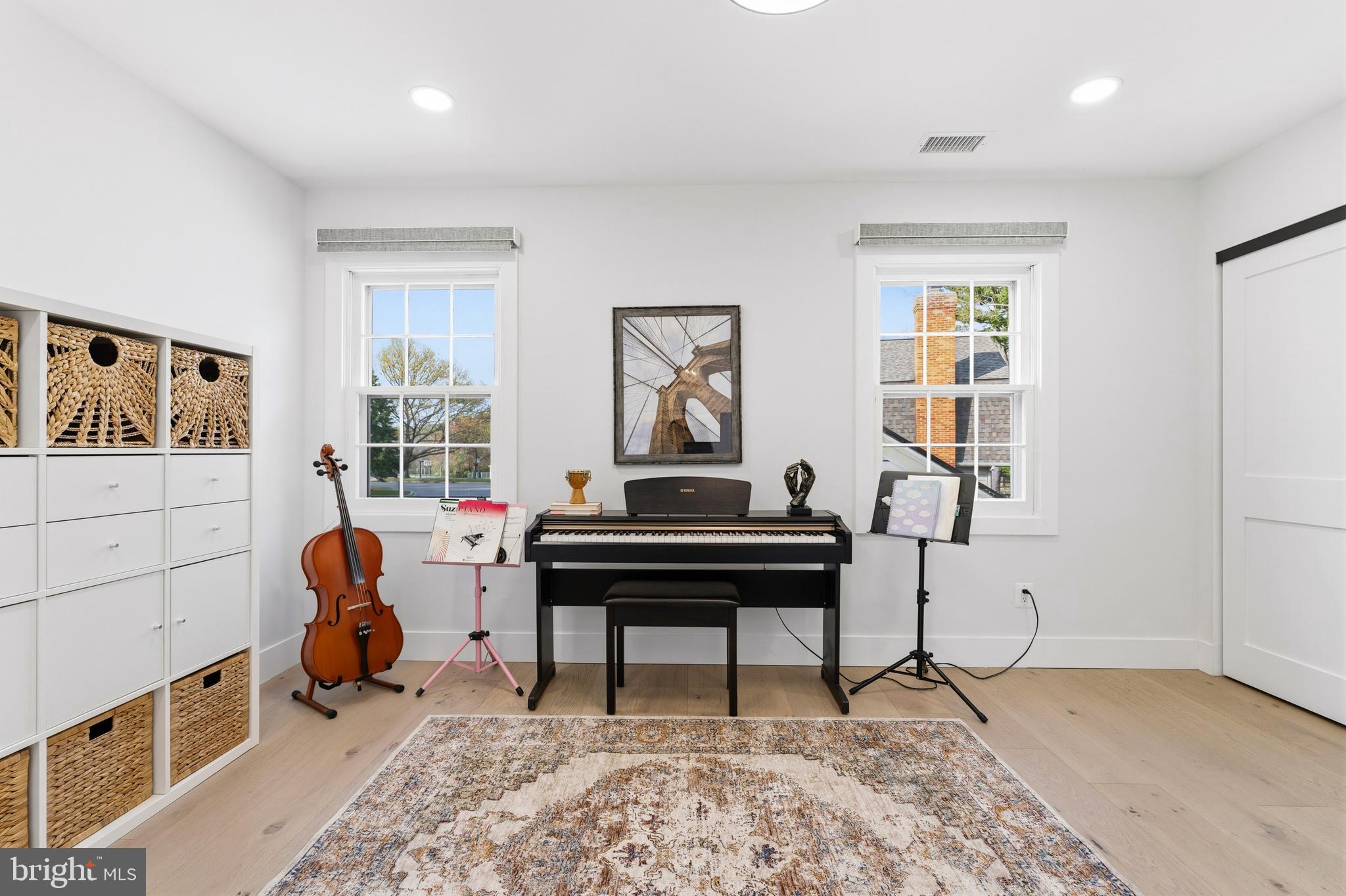 10029 DELLCASTLE ROAD