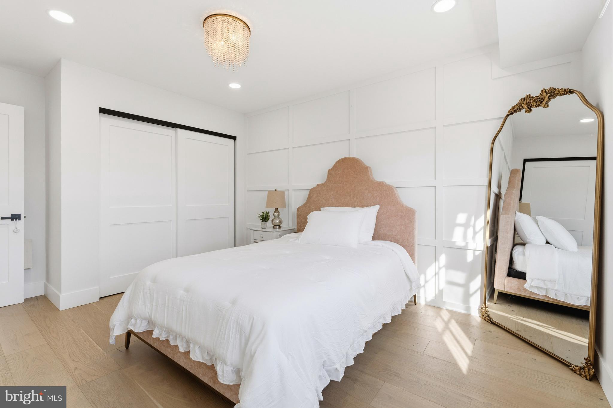 10029 DELLCASTLE ROAD