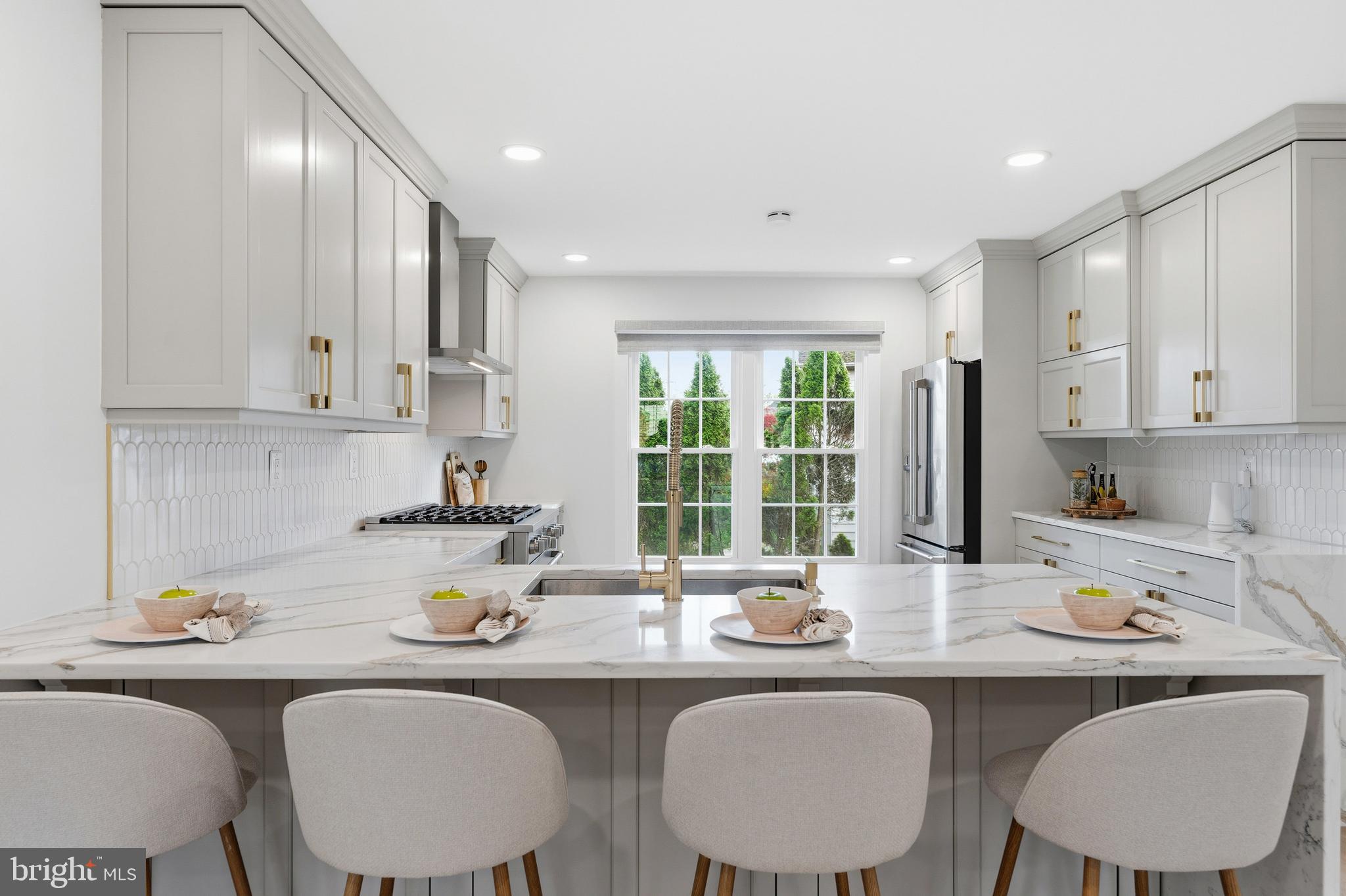 10029 DELLCASTLE ROAD