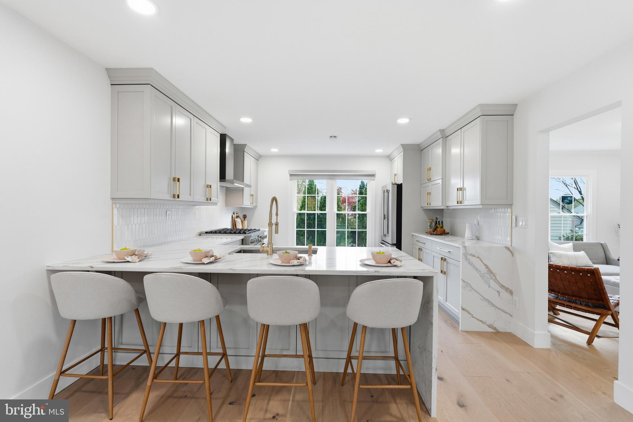 10029 DELLCASTLE ROAD