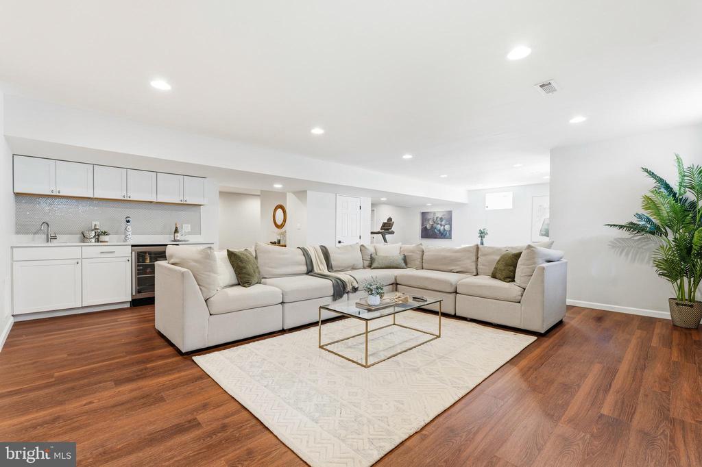 14209 SENECA ROAD