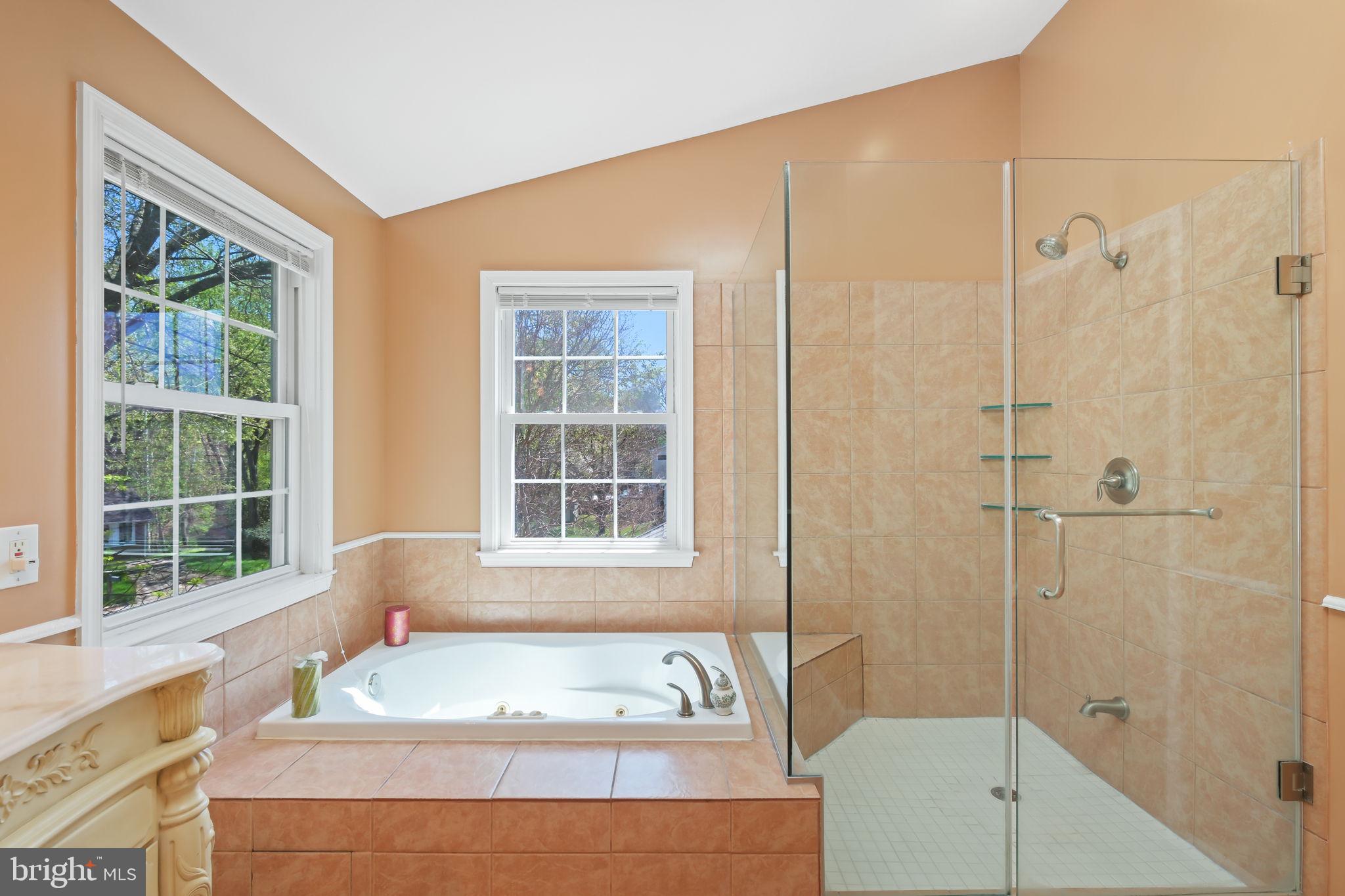 11917 REYNOLDS AVENUE