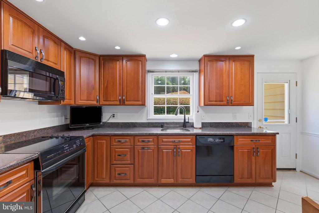 1106 PIPESTEM PLACE