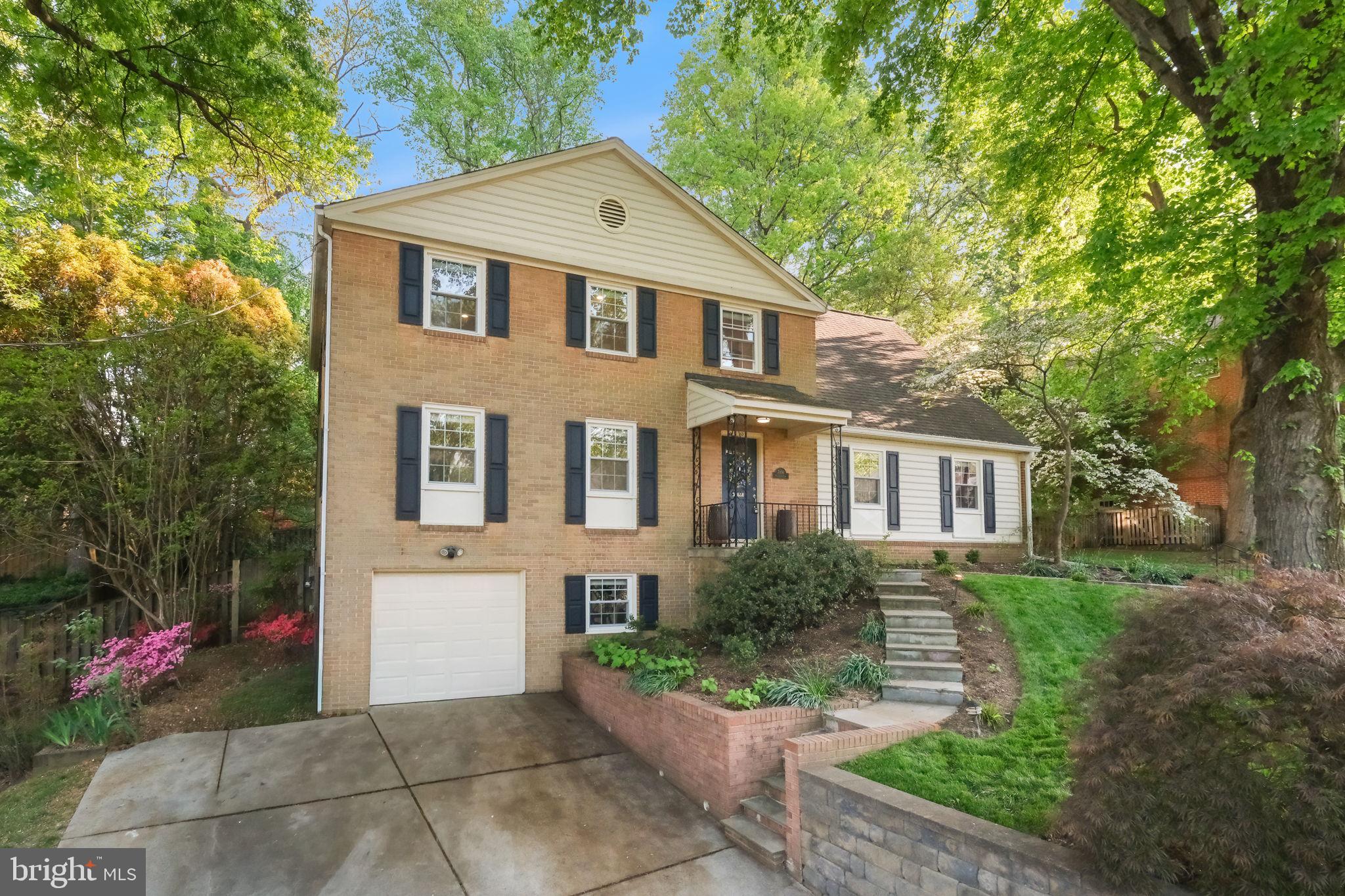 7006 OLD CABIN LANE