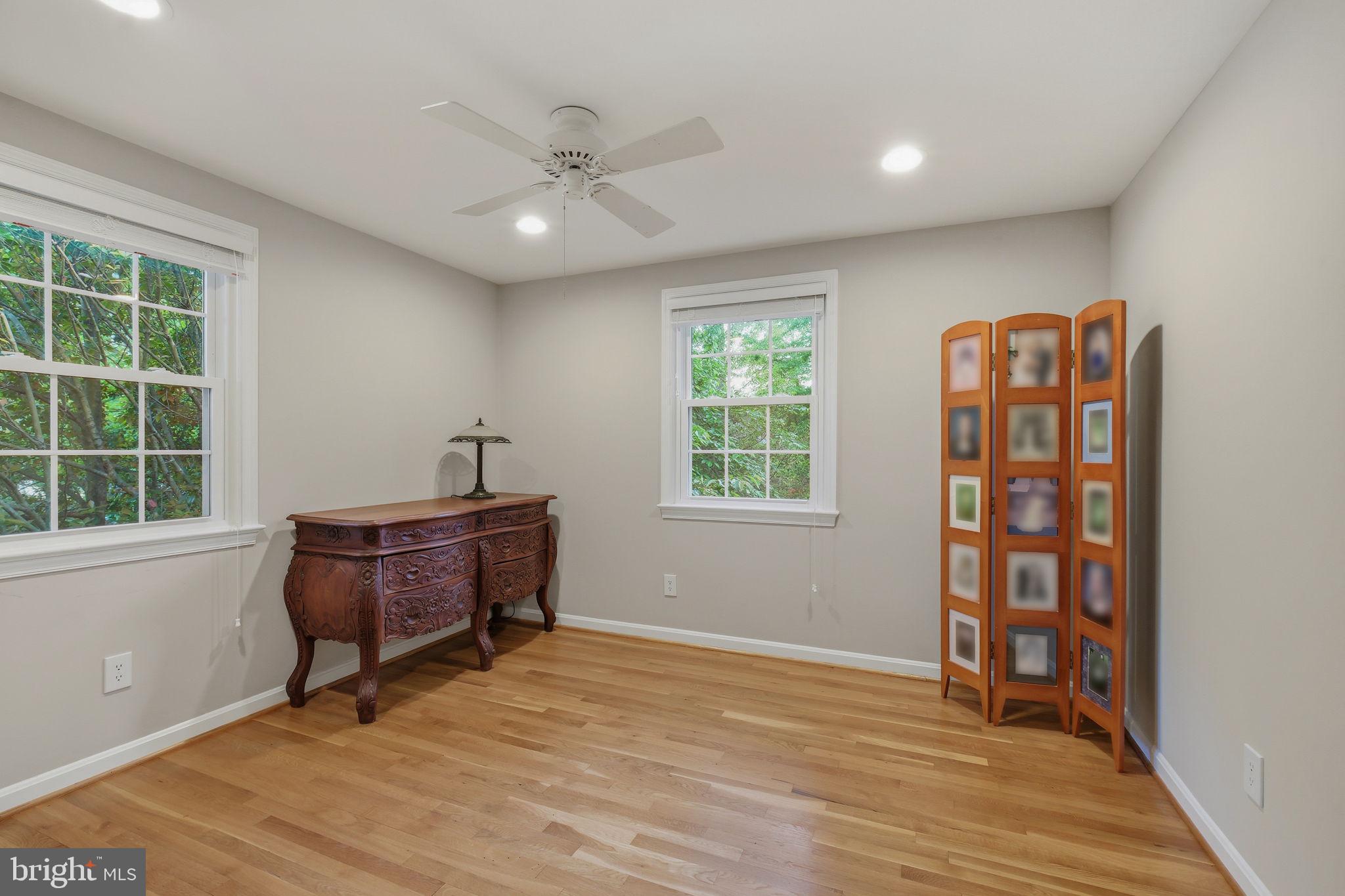 7006 OLD CABIN LANE