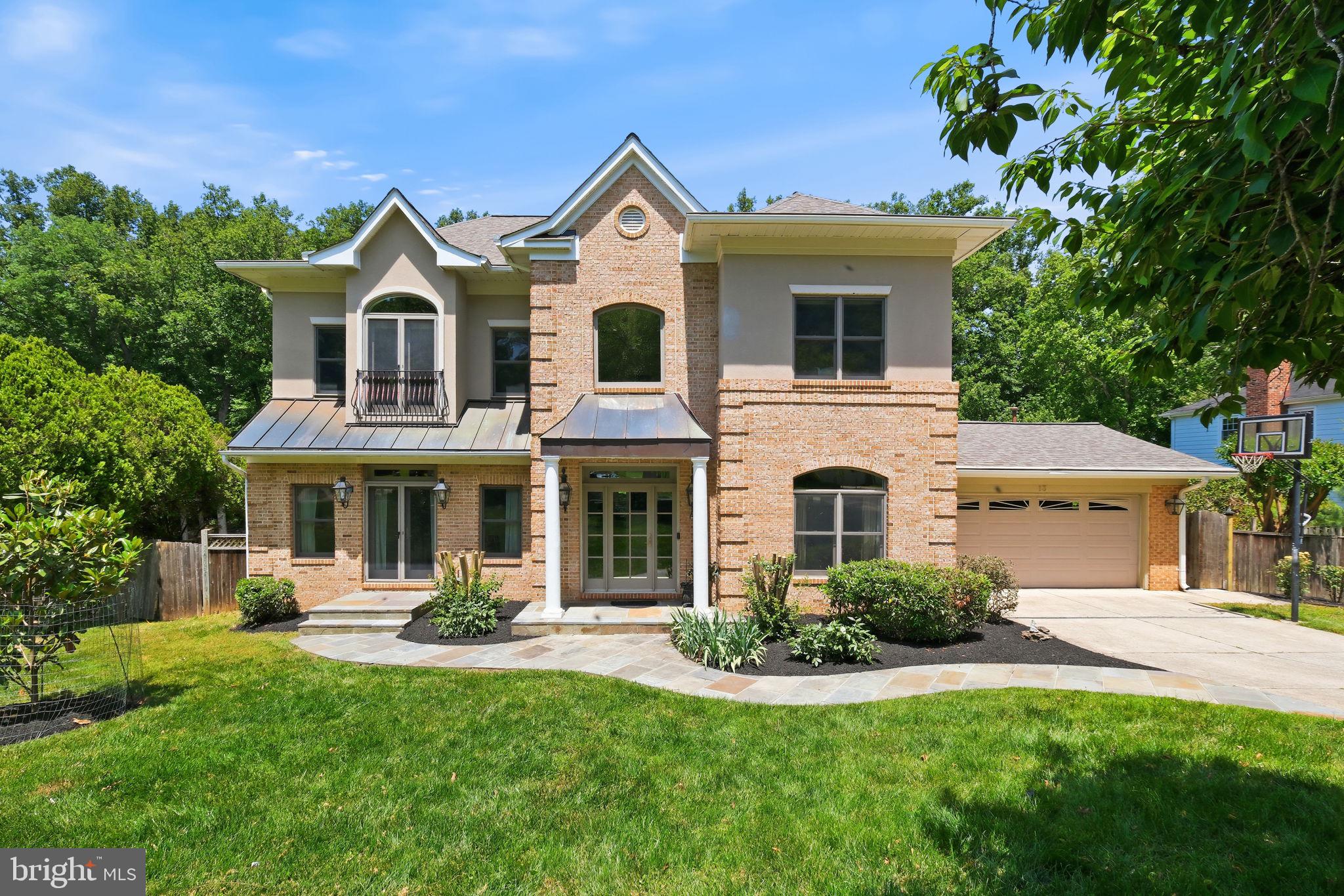 13 TRAILRIDGE COURT