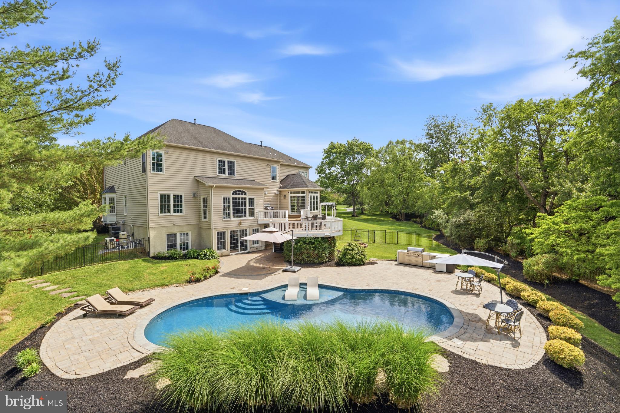 9313 HARRISONS FARM WAY