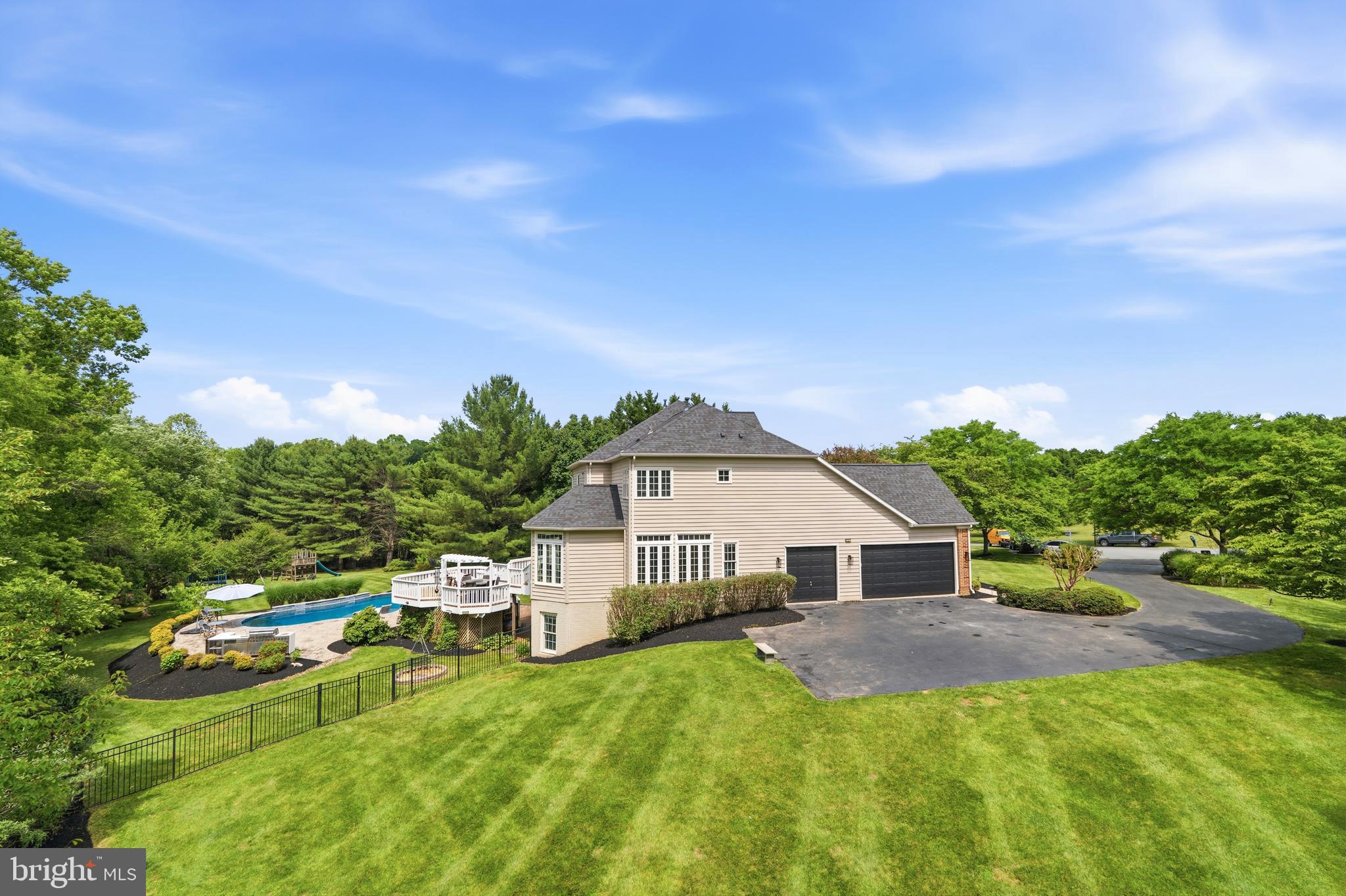 9313 HARRISONS FARM WAY