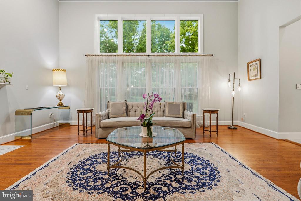10005 APPLE HILL COURT