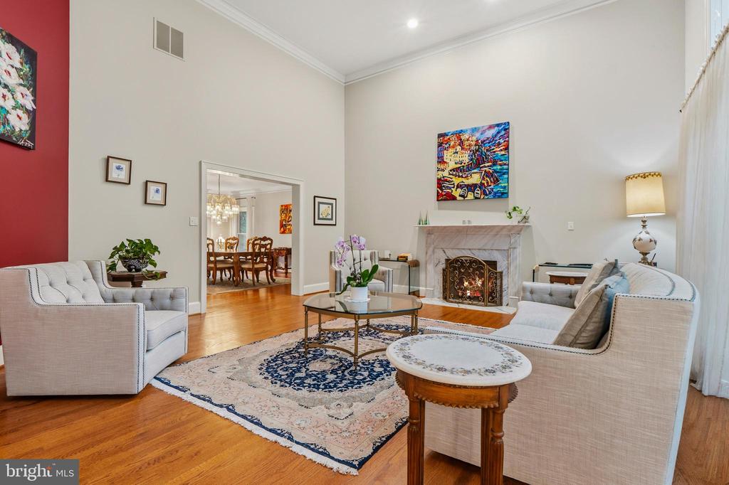 10005 APPLE HILL COURT