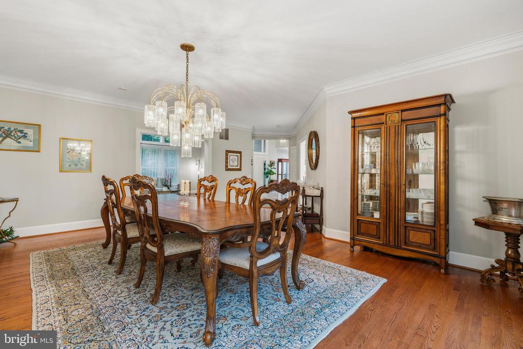 10005 APPLE HILL COURT