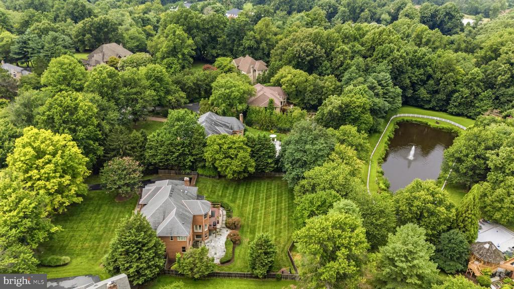 10005 APPLE HILL COURT