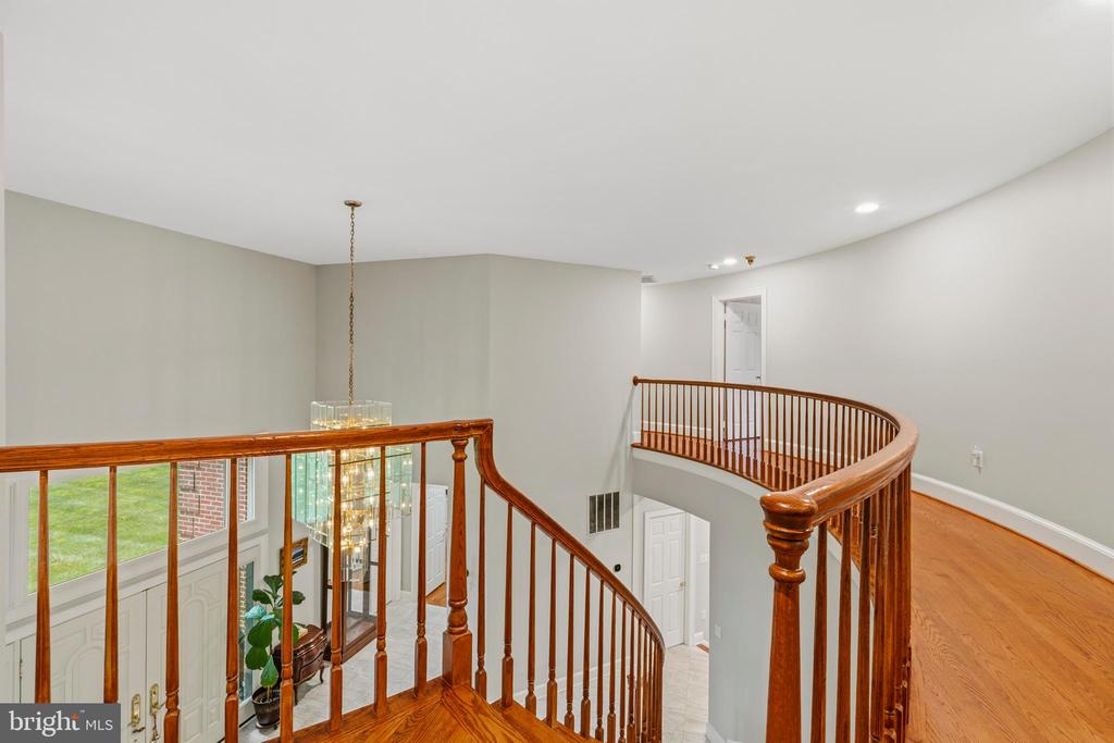 10005 APPLE HILL COURT