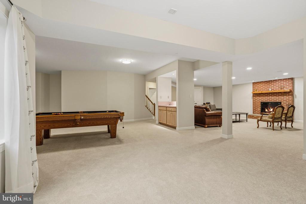 10005 APPLE HILL COURT