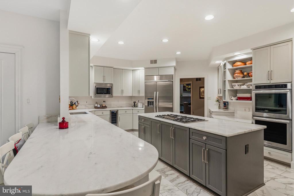 10005 APPLE HILL COURT