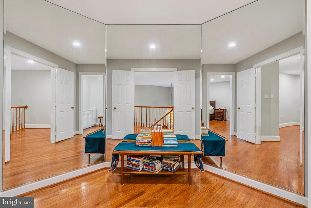 10005 APPLE HILL COURT