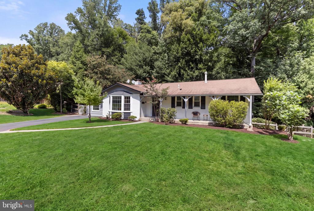6621 SULKY LANE