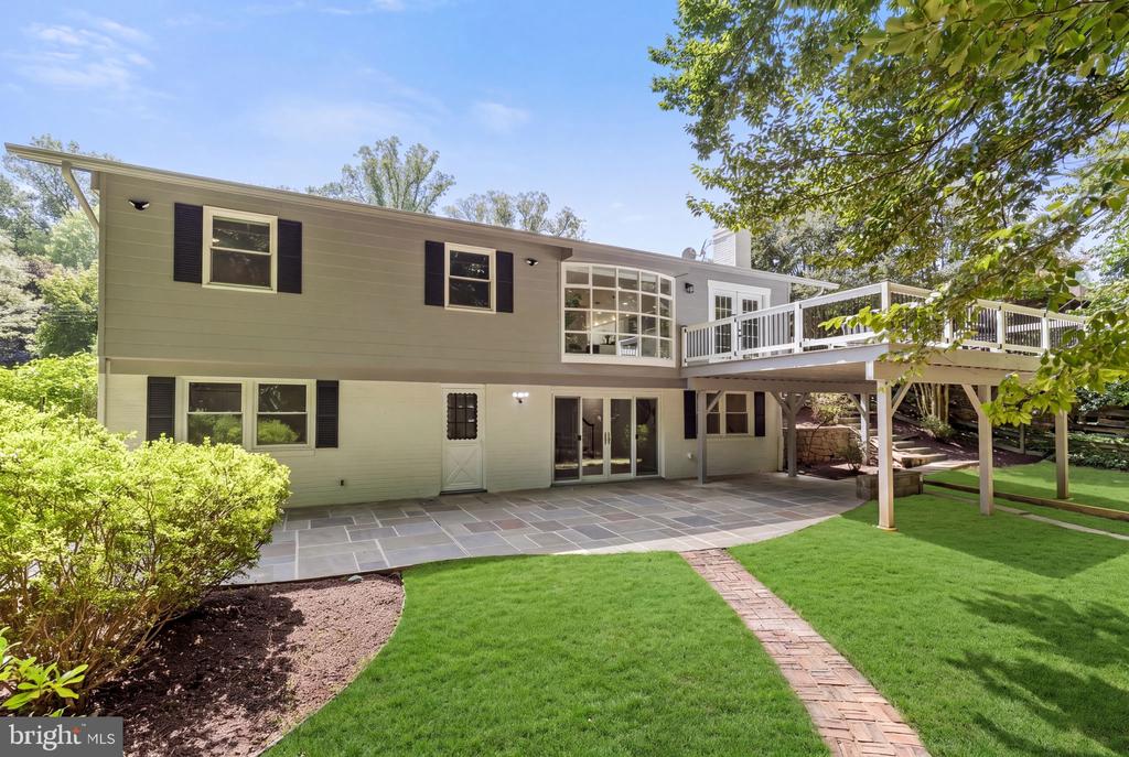 6621 SULKY LANE