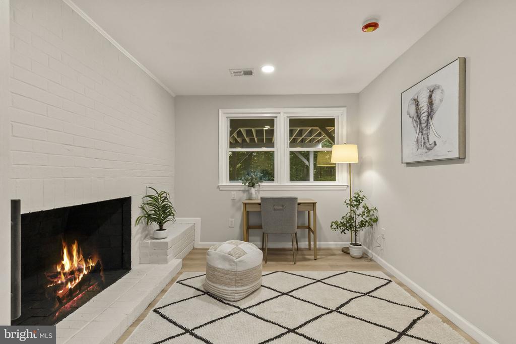 6621 SULKY LANE