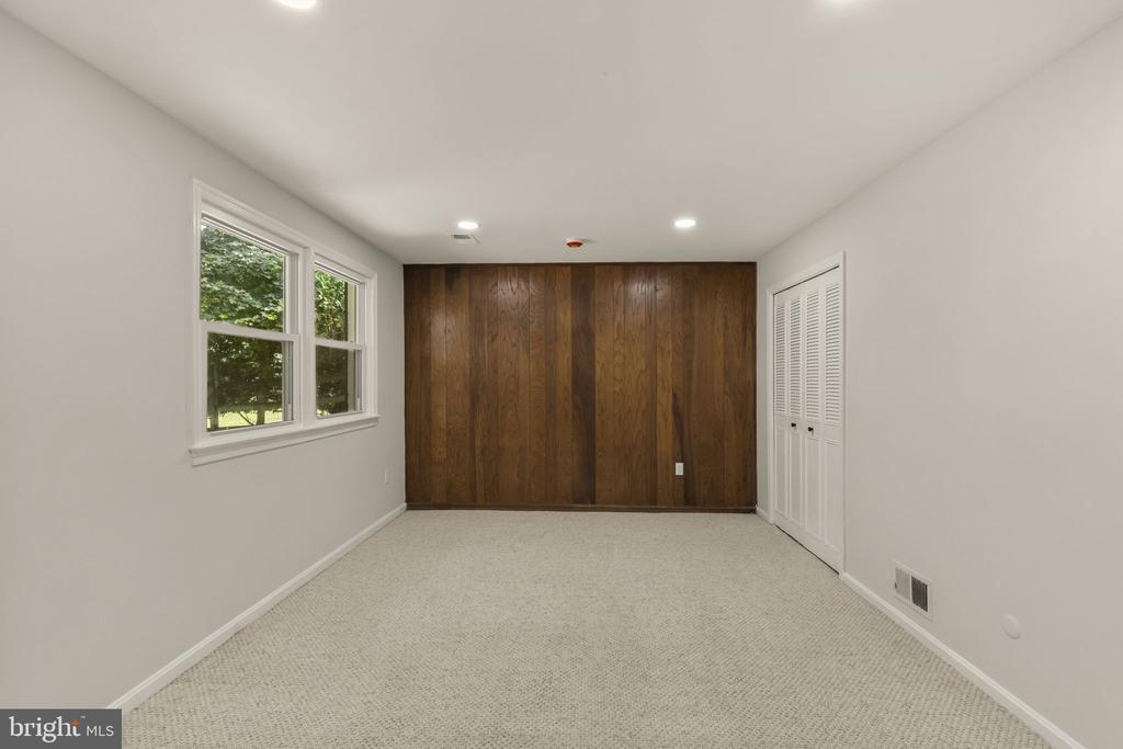 6621 SULKY LANE
