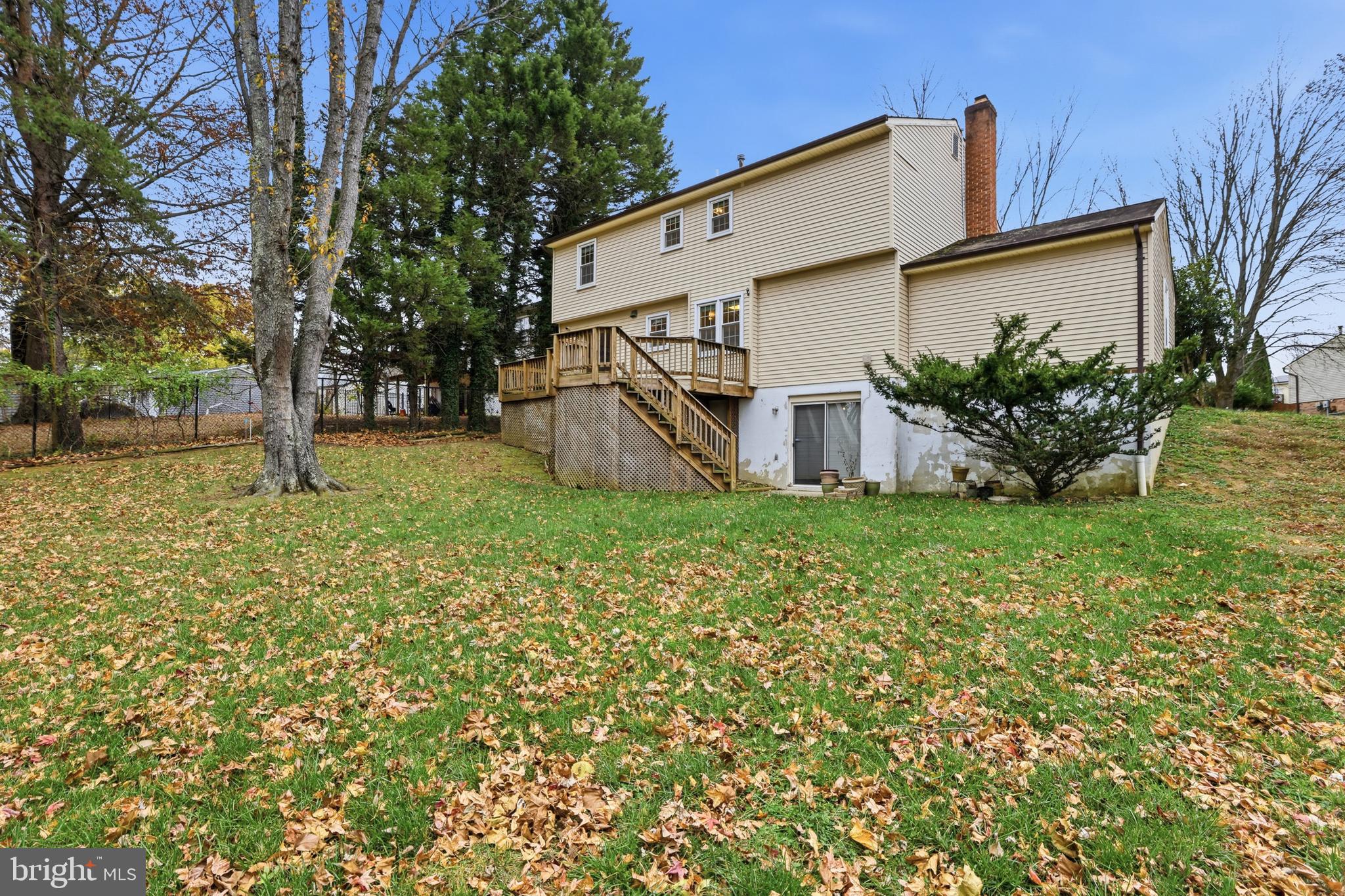 2520 BELLEFIELD COURT