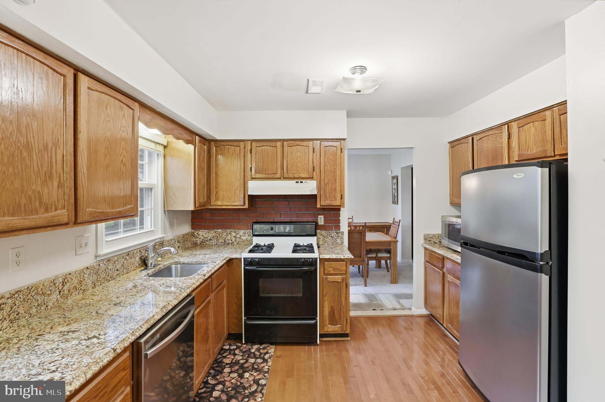 2520 BELLEFIELD COURT