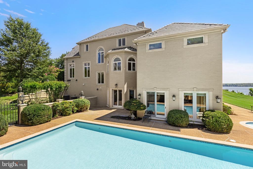 9514 LYNNHALL