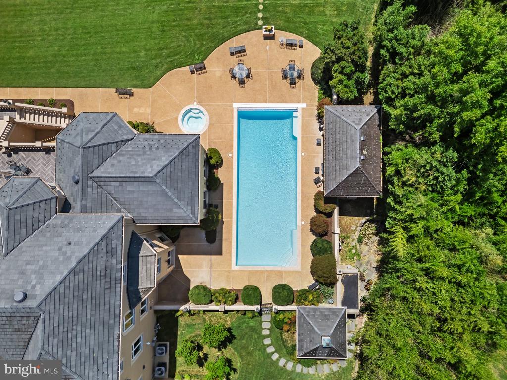9514 LYNNHALL