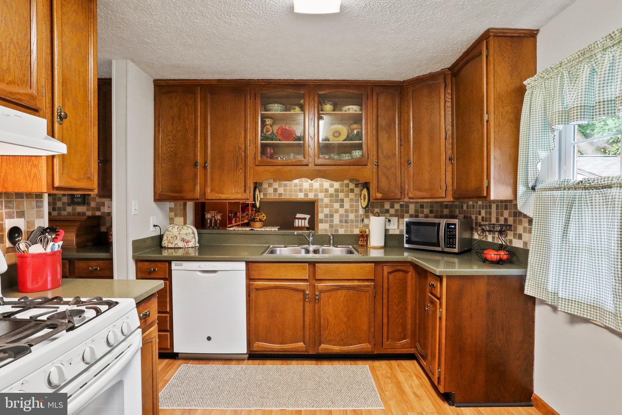 212 W Cedarmeade Ave