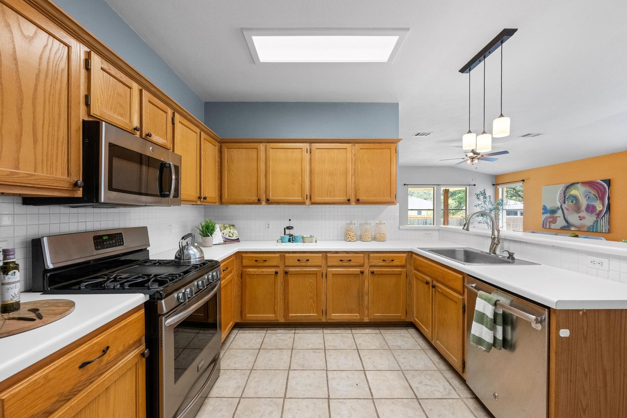 4620 Hoffman DR