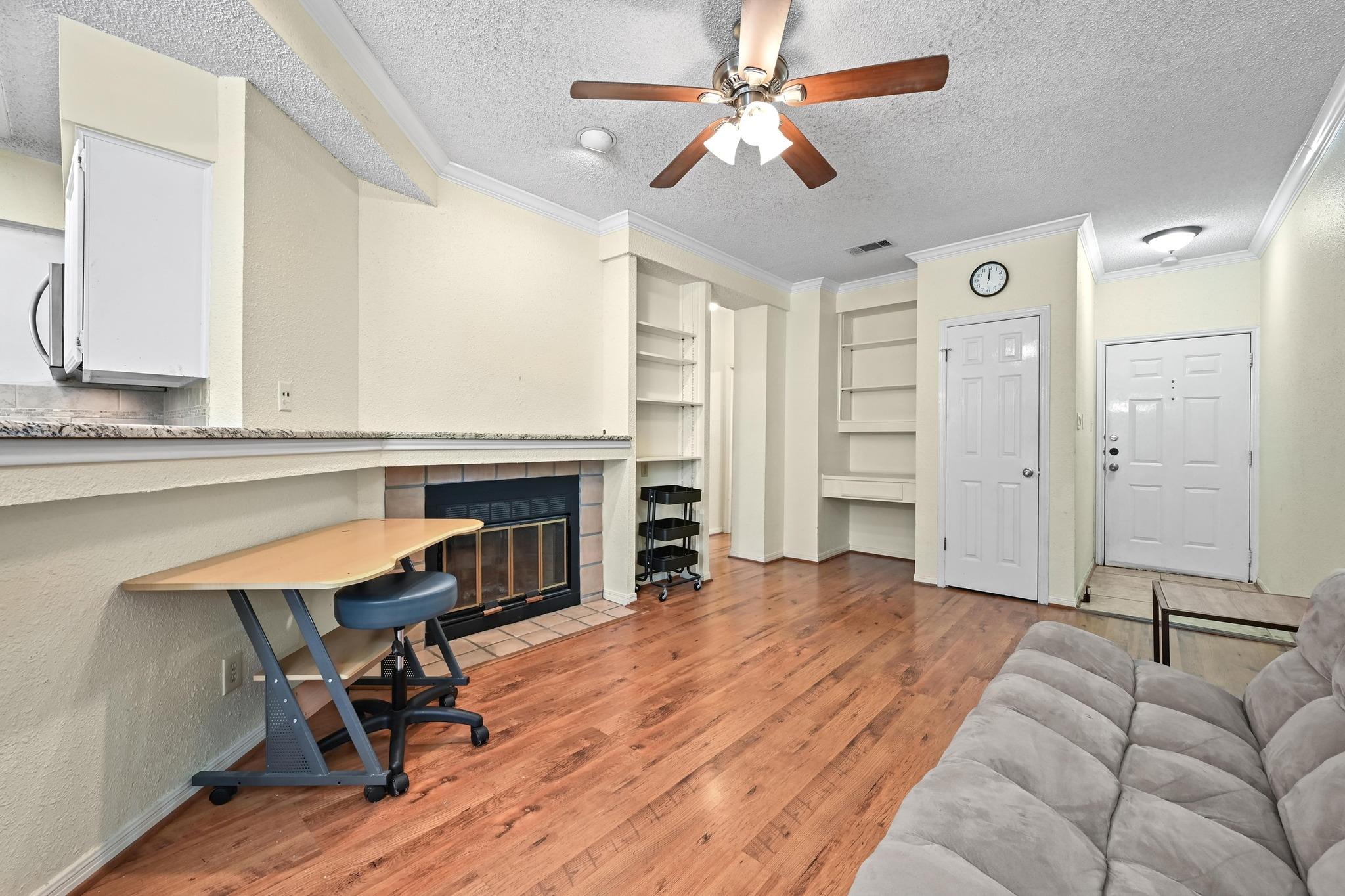 3111 Tom Green ST # 203