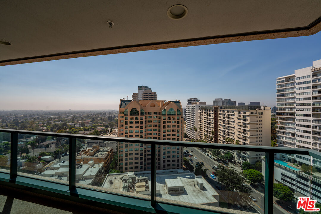 10490 Wilshire Blvd Unit: 1402