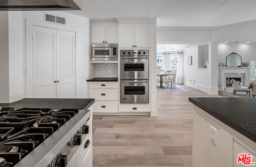 16041 Dickens Street