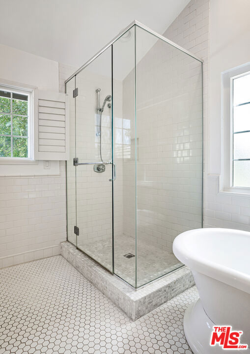 16041 Dickens Street