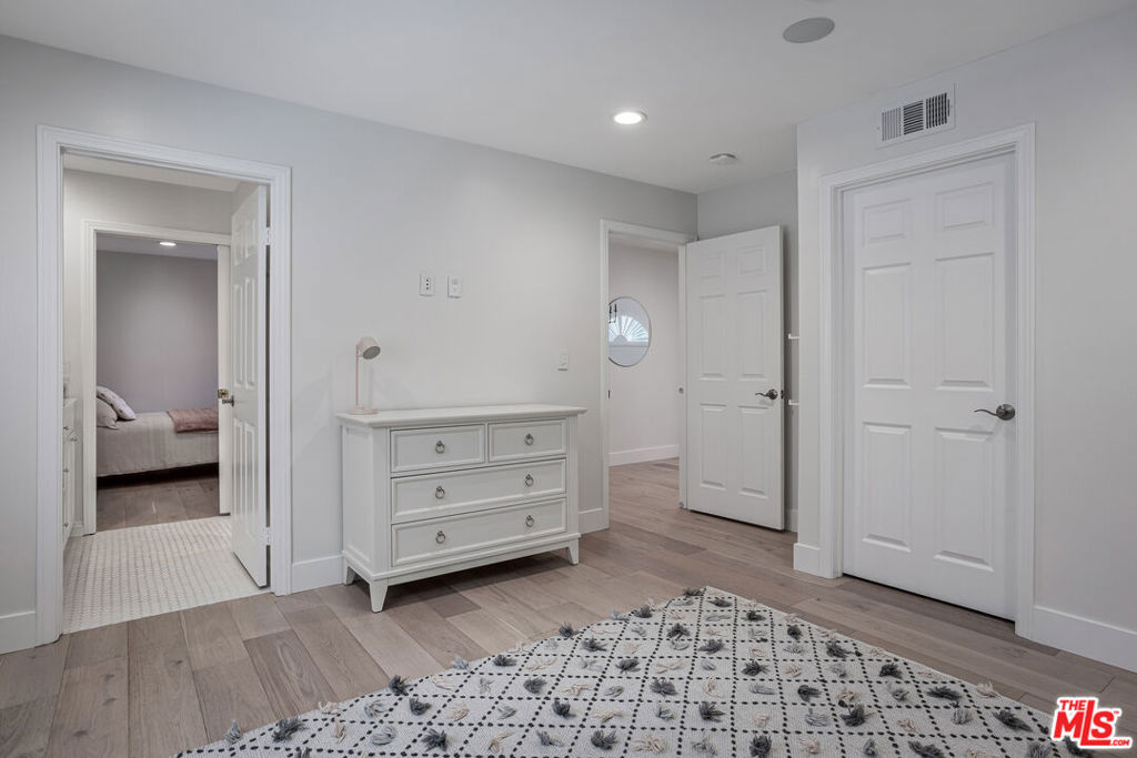 16041 Dickens Street