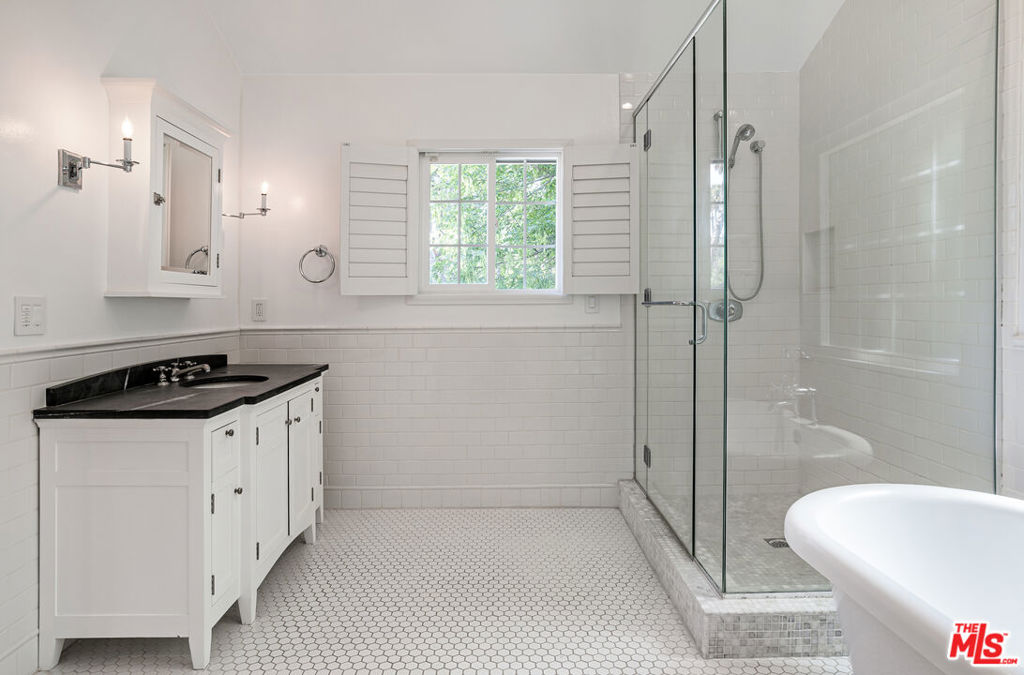 16041 Dickens Street