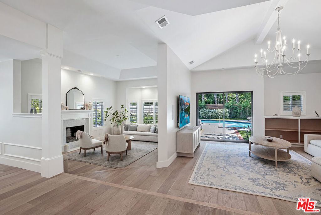 16041 Dickens Street